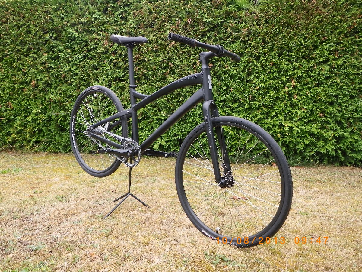 specialized globe centrum sport